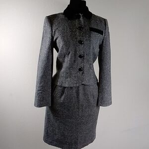 PETITE PENDLETON MADE IN USA VINTAGE JACKET & SKIRT SUIT SIZE 4